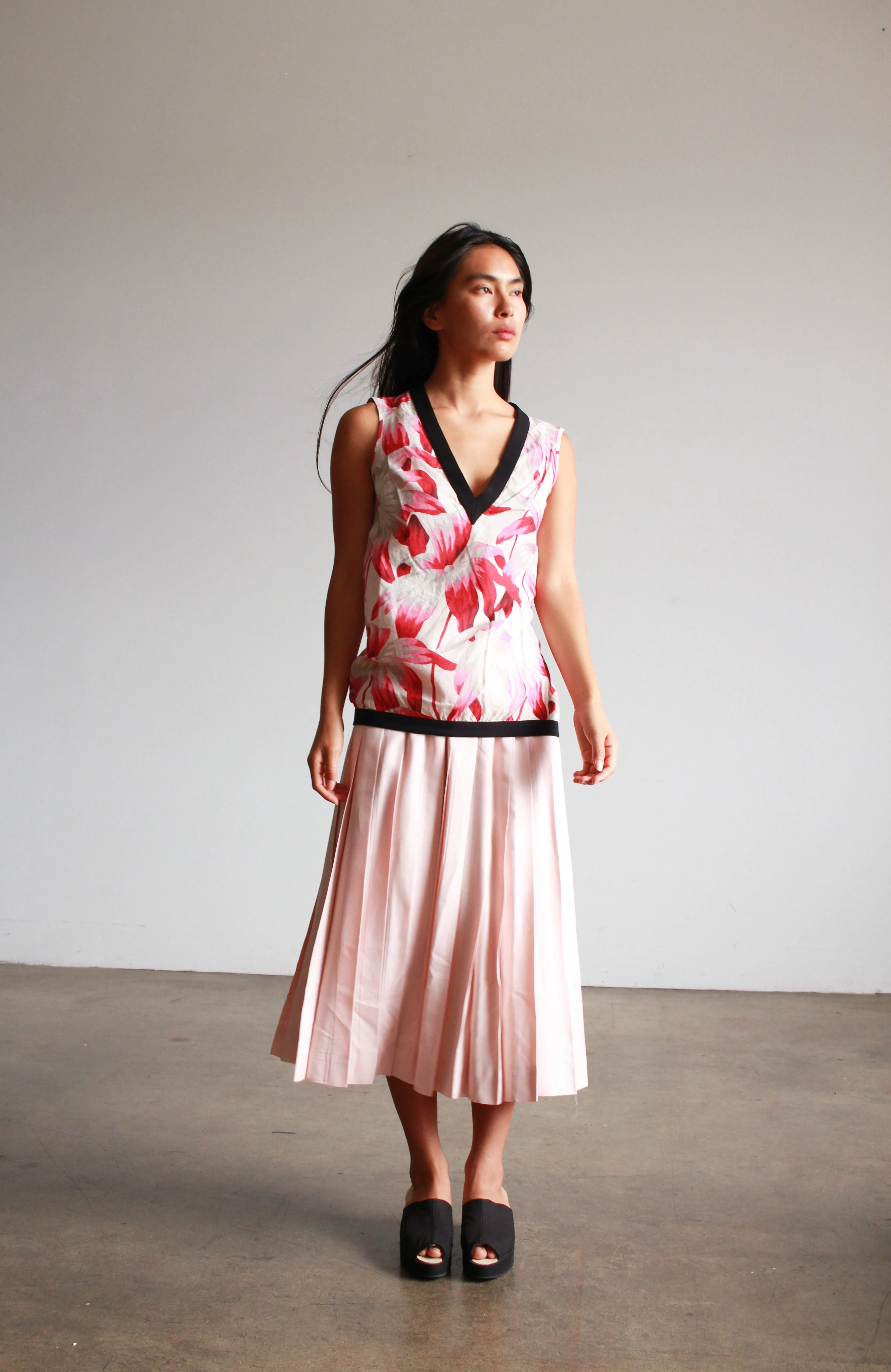 1980s Blush Pleated Midi Skirt
