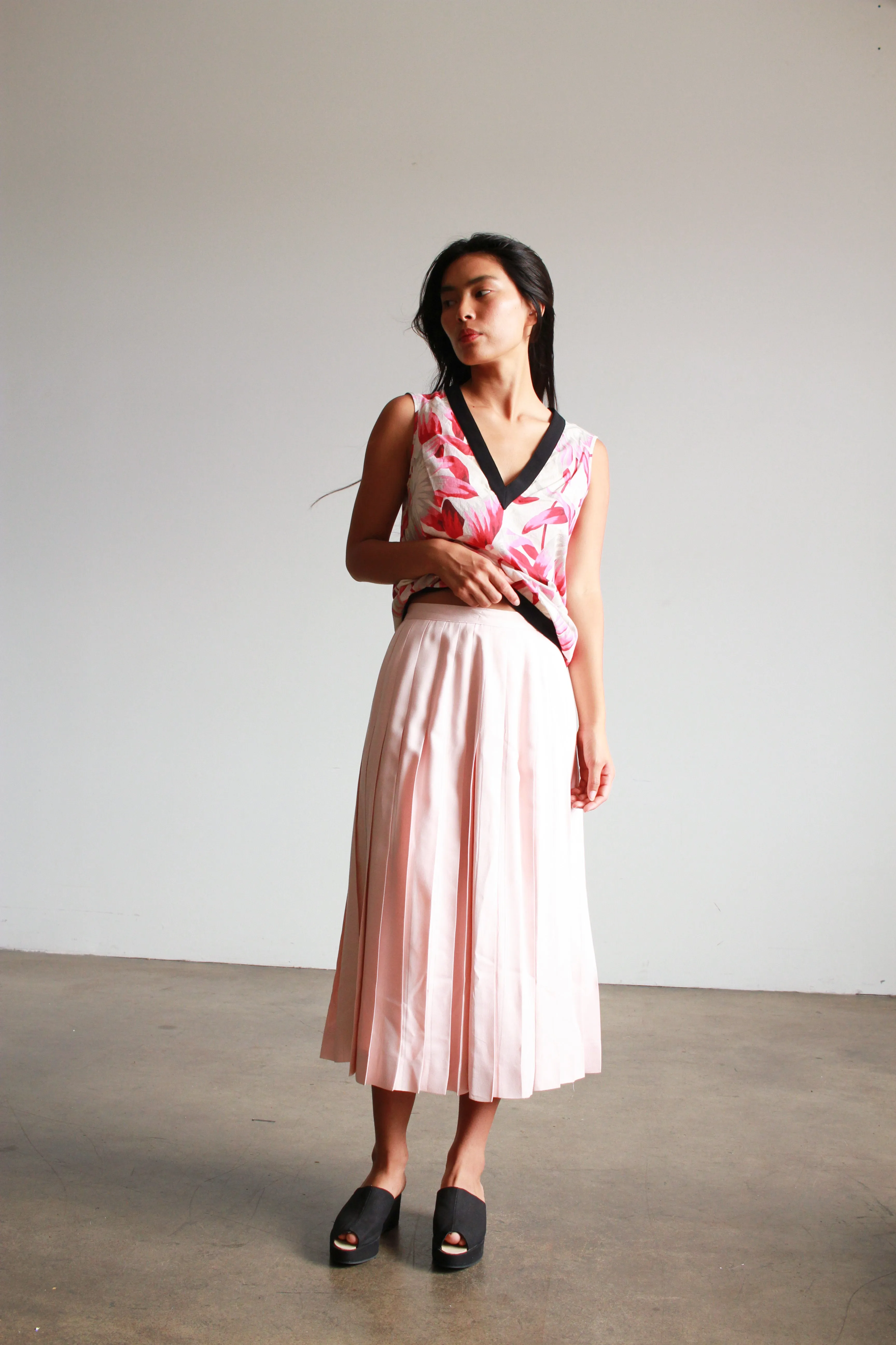 1980s Blush Pleated Midi Skirt