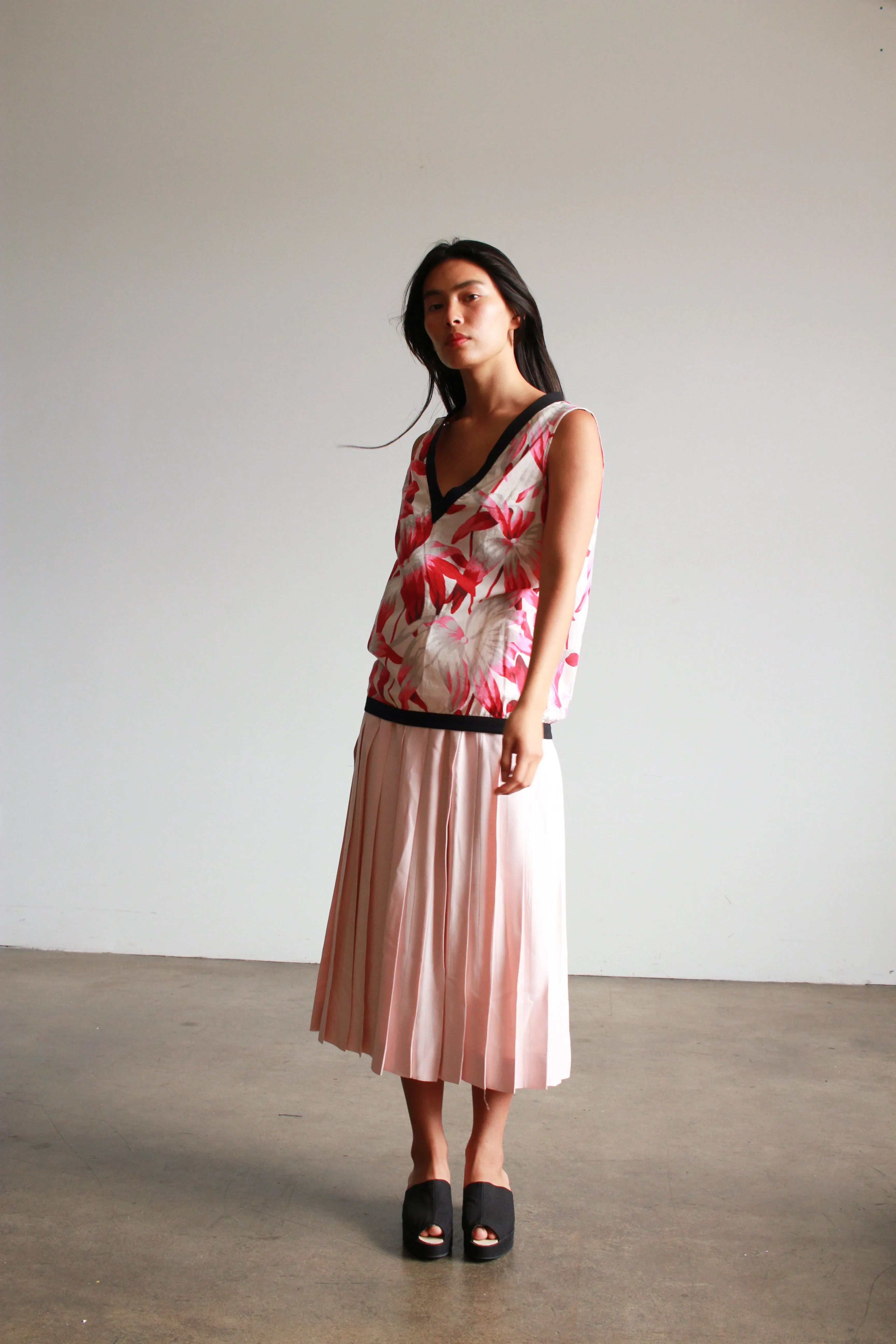 1980s Blush Pleated Midi Skirt