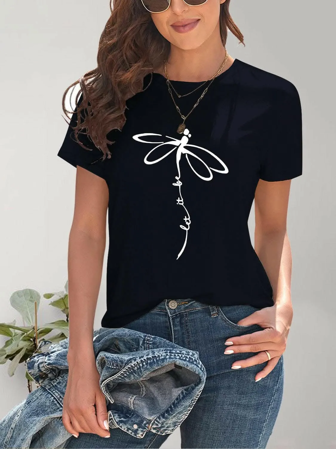 Chic dragonfly graphic tee