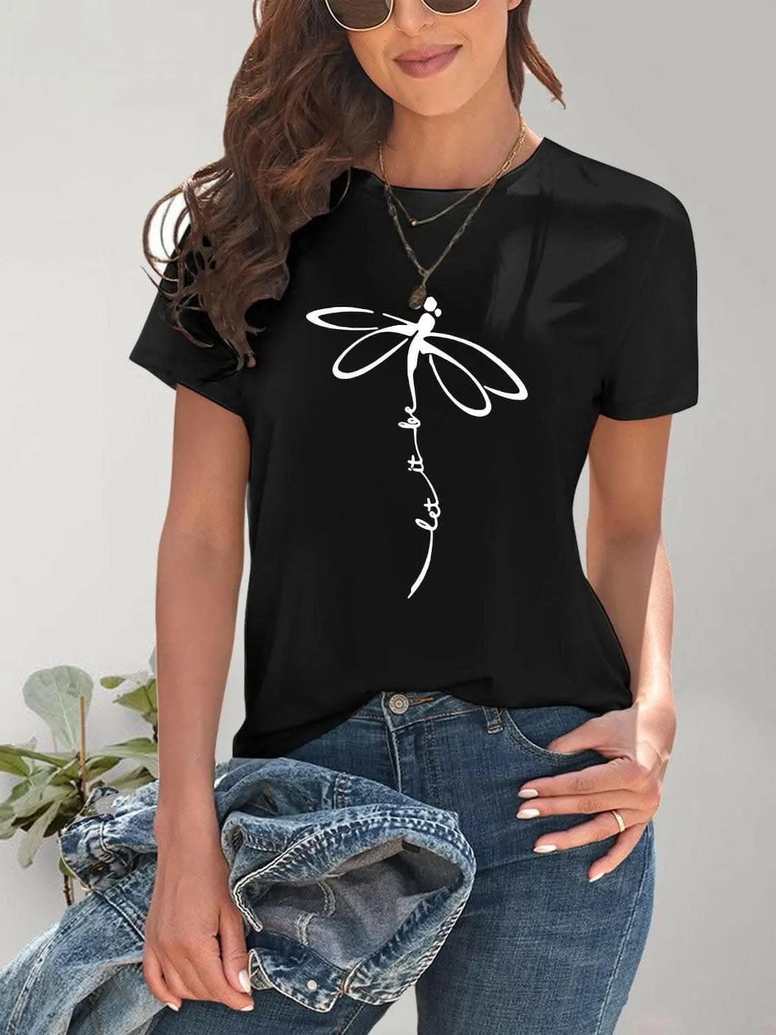 Chic dragonfly graphic tee