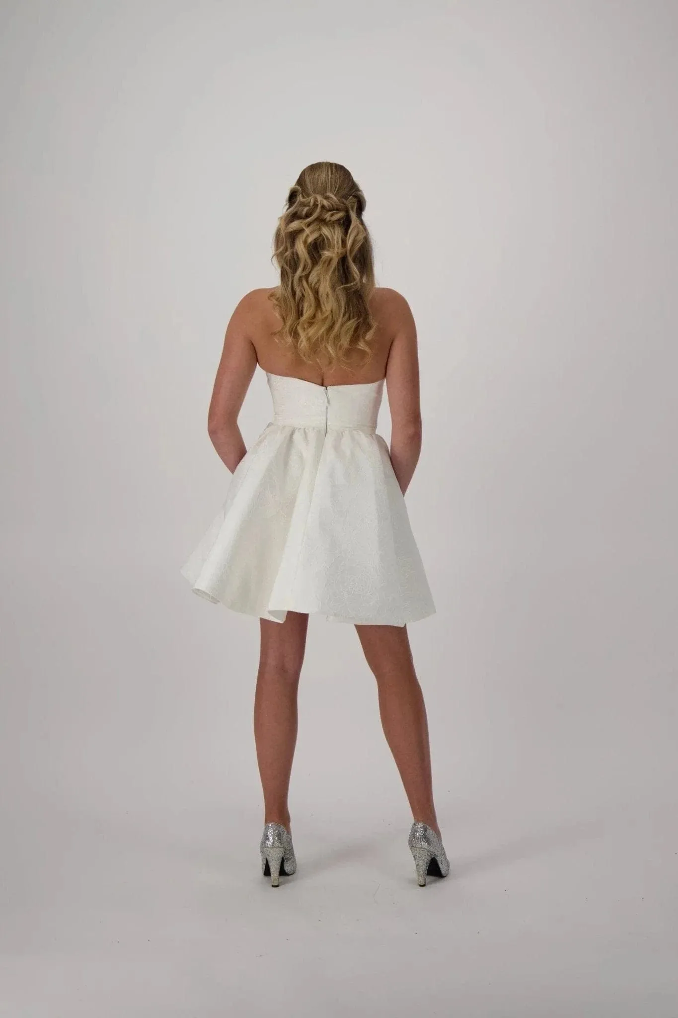 Danni Mini