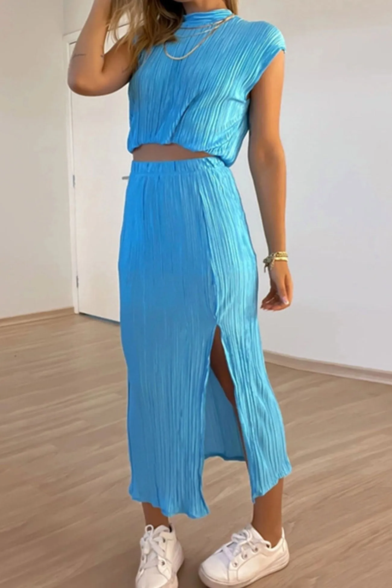 Joskaa-Pleated Mock Neck Crop Top High Waist Slit Skirt Suits