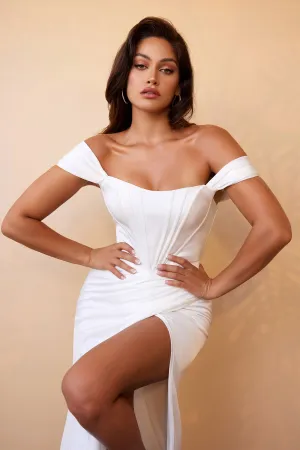 STRAPLESS SATIN BRIDAL GOWN CD7484W