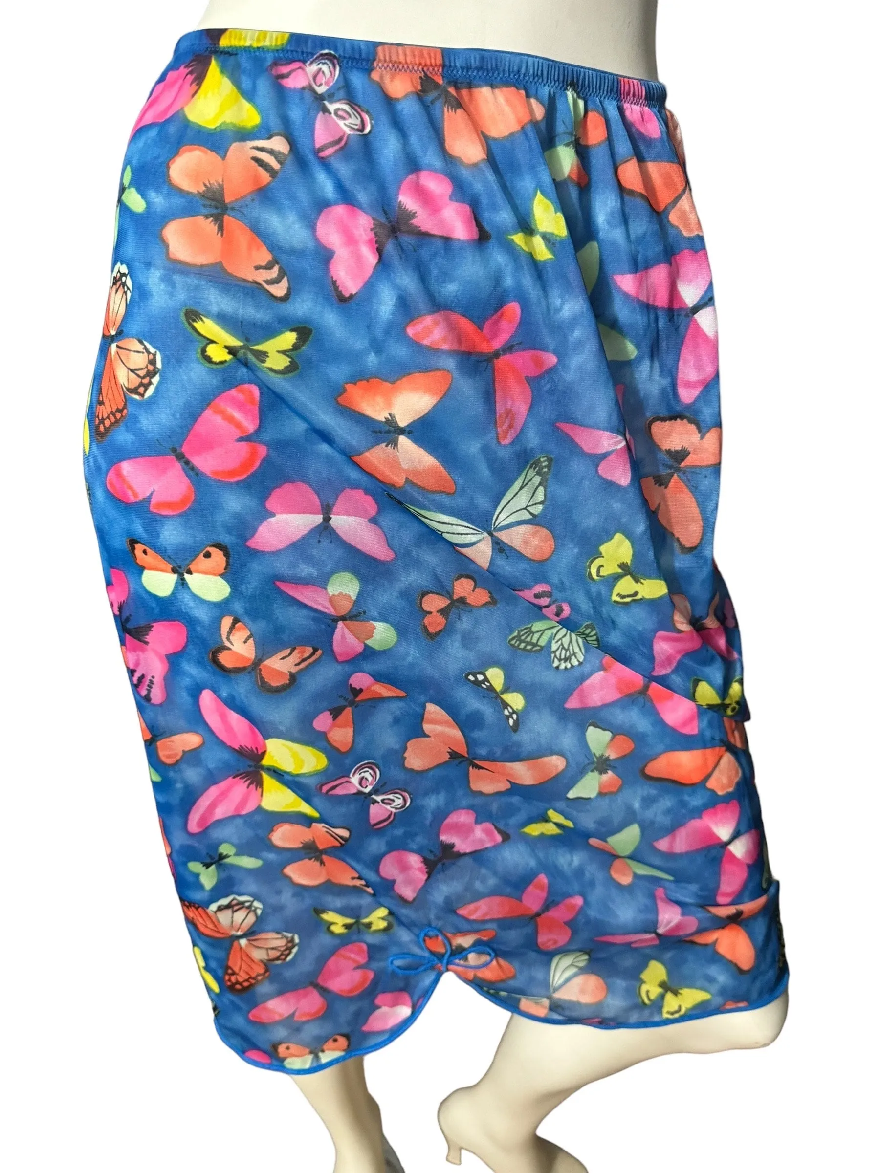 Vintage Vanity Fair butterfly half slip M
